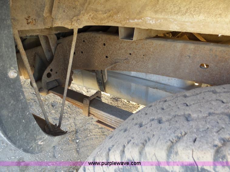 image for item AL9210 2000 Chevrolet C2500 pickup truck