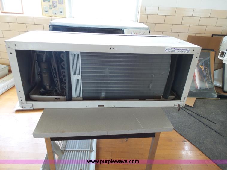 image for item AM9638 (2) Trane P-Tak AC units