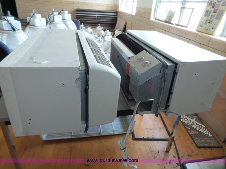 image for item AM9638 (2) Trane P-Tak AC units