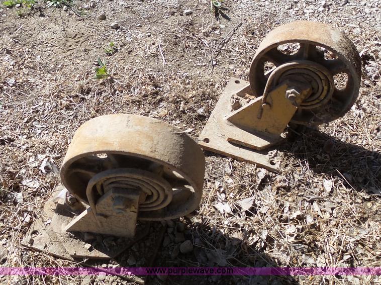 image for item AM9665 (6) 10" iron casters