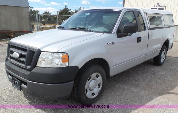 image for item AR9363 2007 Ford F150 XL pickup truck
