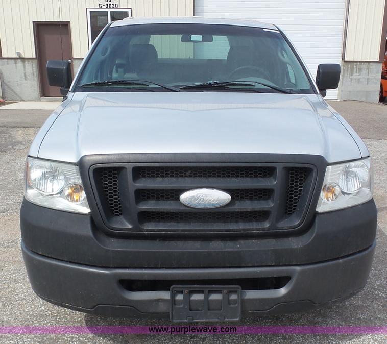 image for item AR9363 2007 Ford F150 XL pickup truck