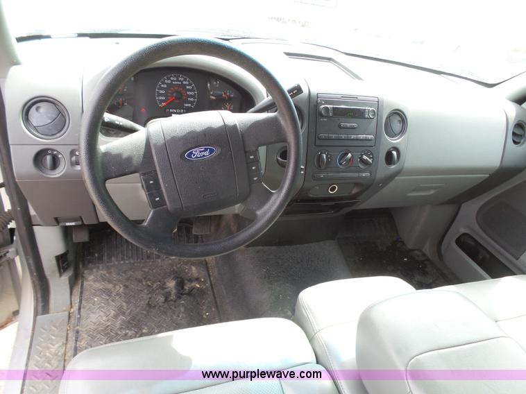 image for item AR9363 2007 Ford F150 XL pickup truck