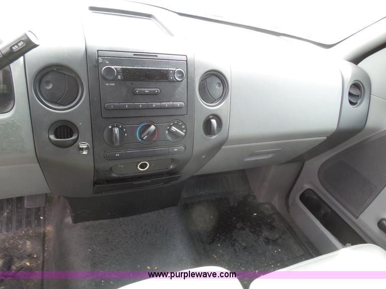 image for item AR9363 2007 Ford F150 XL pickup truck