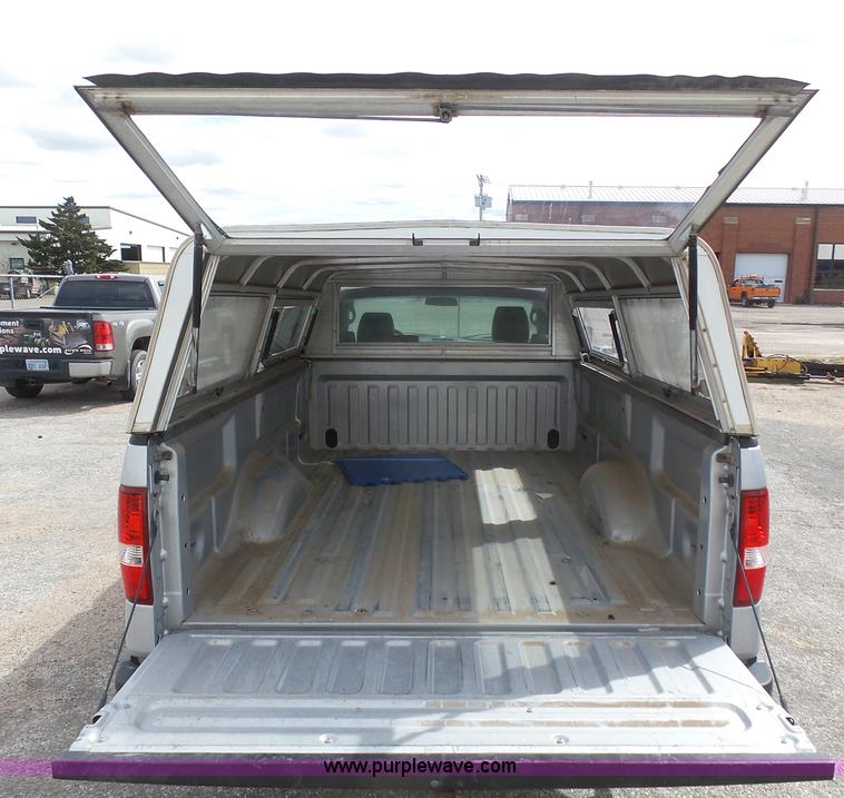 image for item AR9363 2007 Ford F150 XL pickup truck