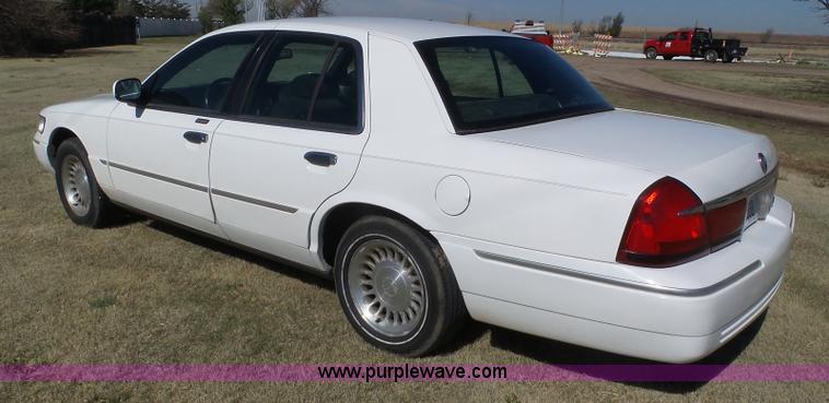 image for item AR9376 2000 Mercury Grand Marquis LS