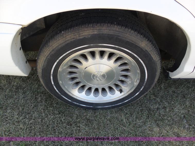image for item AR9376 2000 Mercury Grand Marquis LS
