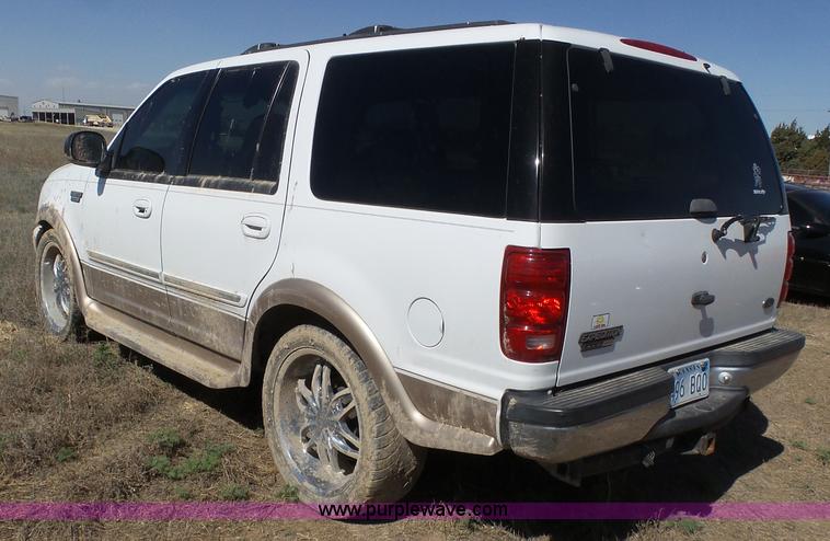 image for item AR9402 1999 Ford Expedition XLT SUV