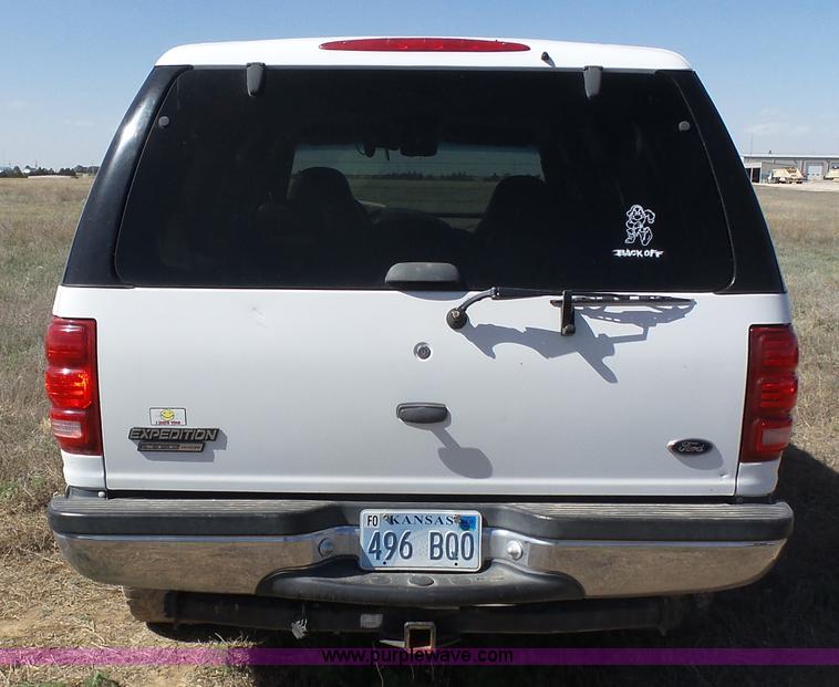 image for item AR9402 1999 Ford Expedition XLT SUV