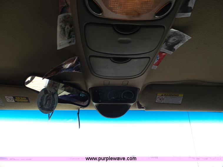 image for item AR9402 1999 Ford Expedition XLT SUV