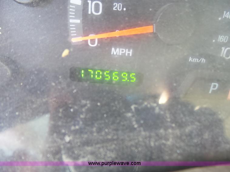 image for item AR9402 1999 Ford Expedition XLT SUV