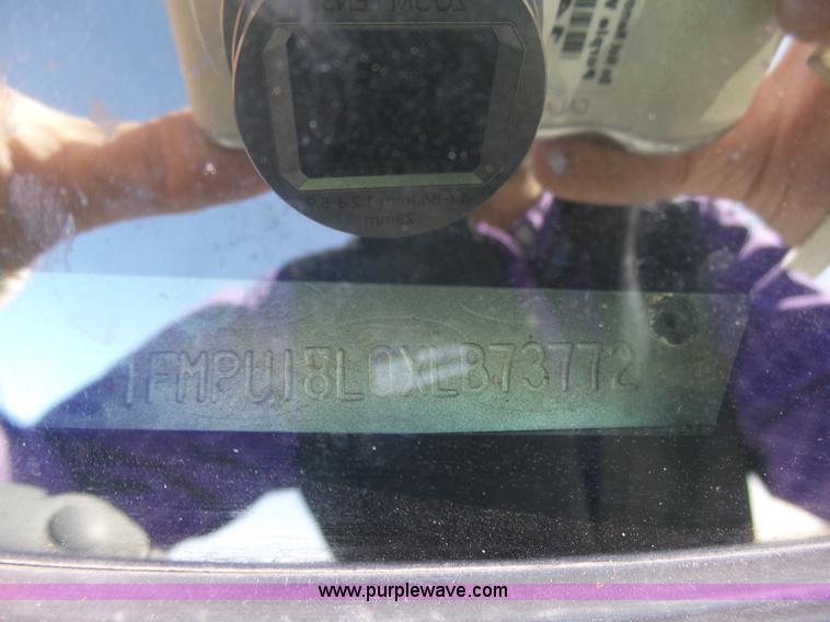 image for item AR9402 1999 Ford Expedition XLT SUV