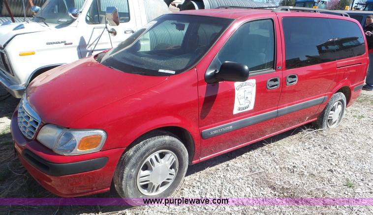image for item AV9766 2000 Chevrolet Venture Extended van