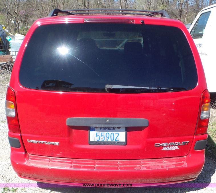 image for item AV9766 2000 Chevrolet Venture Extended van