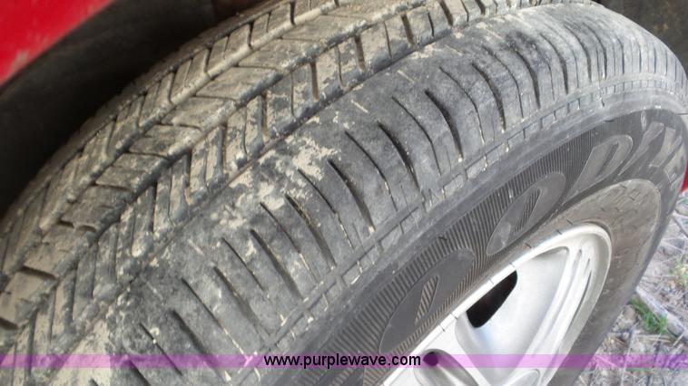 image for item AV9766 2000 Chevrolet Venture Extended van