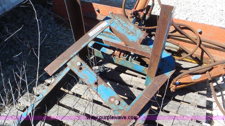 image for item AV9767 Push blade