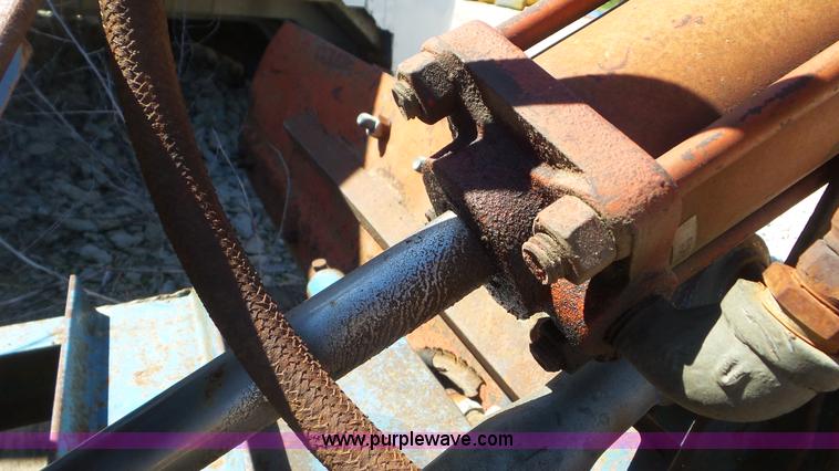 image for item AV9767 Push blade