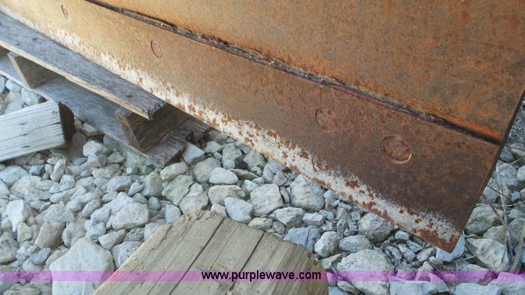 image for item AV9767 Push blade