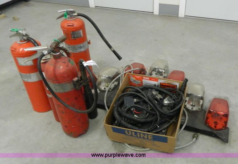 image for item AX9542 Emergency equipment