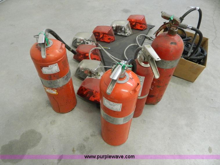 image for item AX9542 Emergency equipment