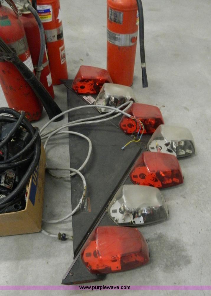 image for item AX9542 Emergency equipment