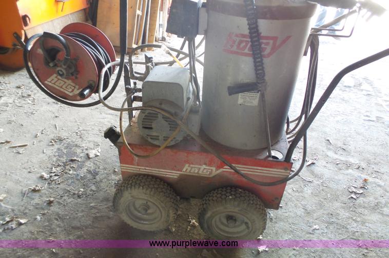 image for item BE9821 Hotsy pressure washer