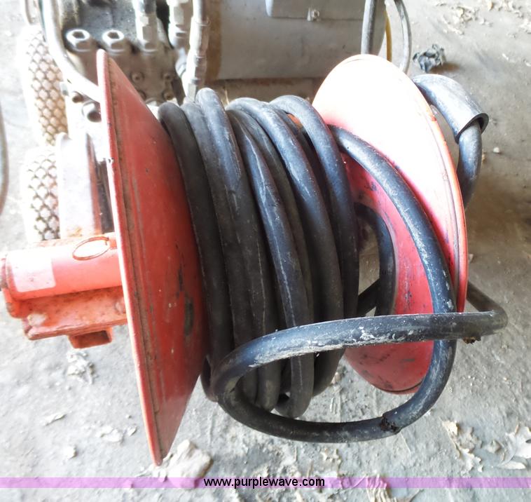 image for item BE9821 Hotsy pressure washer