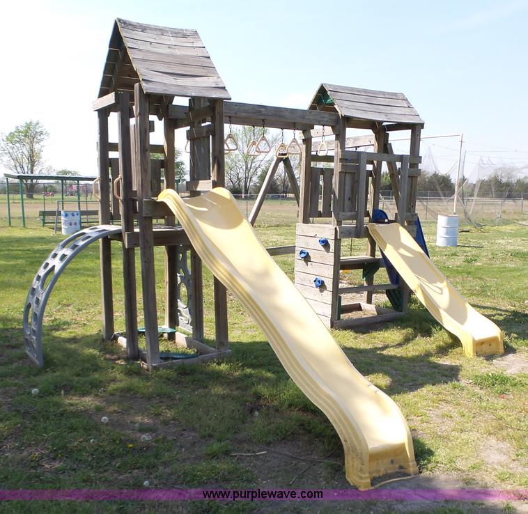 image for item BL9530 Playground equipment