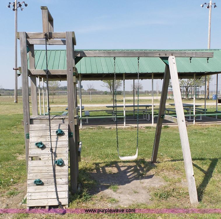 image for item BL9530 Playground equipment