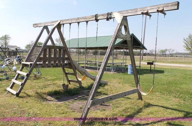 image for item BL9530 Playground equipment