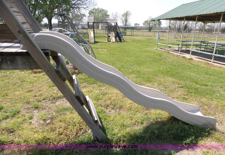 image for item BL9530 Playground equipment