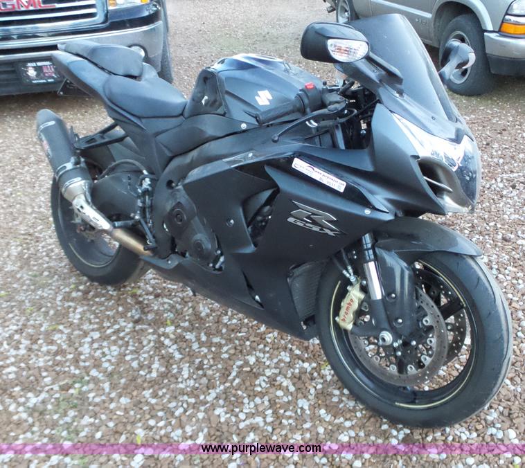 image for item BL9531 2013 Suzuki GSX-R1000 motorcycle