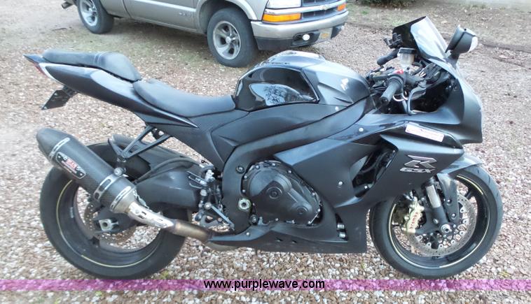 image for item BL9531 2013 Suzuki GSX-R1000 motorcycle