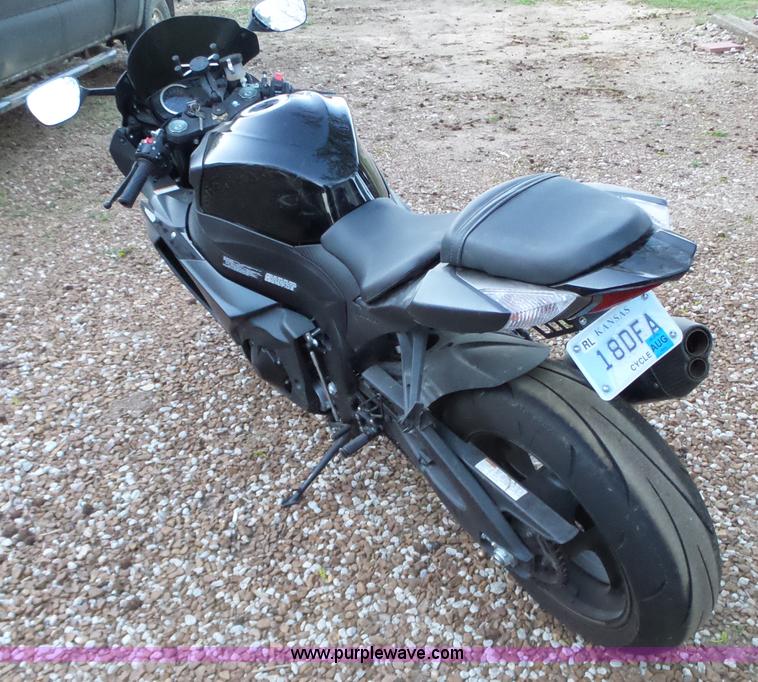 image for item BL9531 2013 Suzuki GSX-R1000 motorcycle