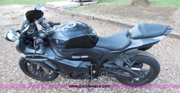 image for item BL9531 2013 Suzuki GSX-R1000 motorcycle