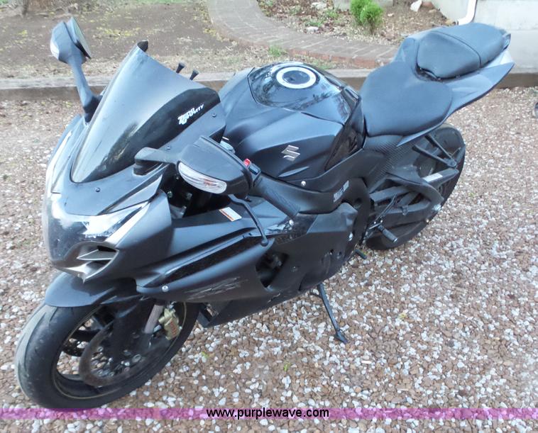 image for item BL9531 2013 Suzuki GSX-R1000 motorcycle