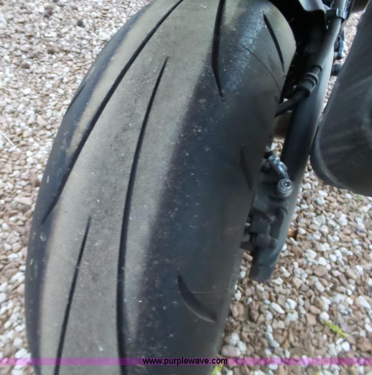 image for item BL9531 2013 Suzuki GSX-R1000 motorcycle