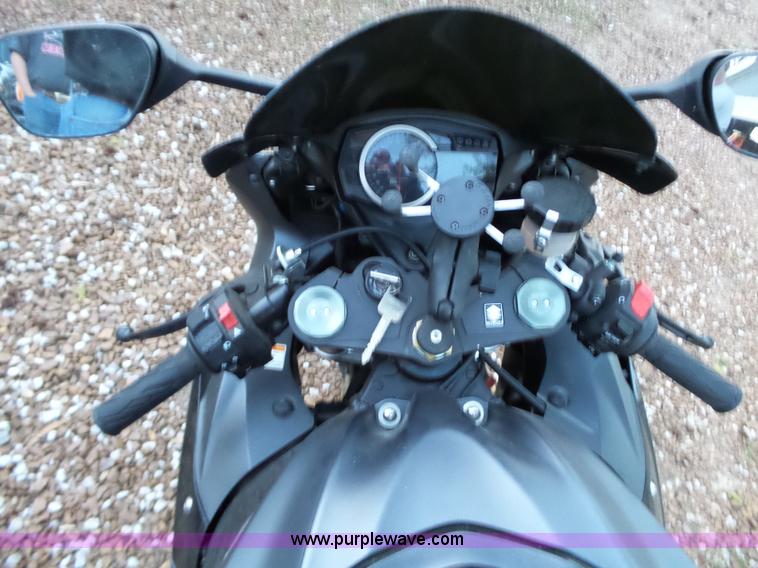 image for item BL9531 2013 Suzuki GSX-R1000 motorcycle