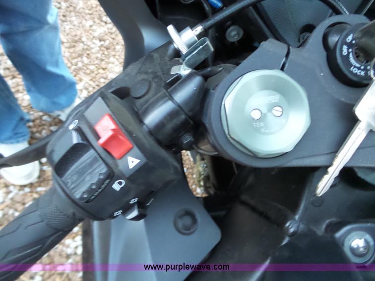 image for item BL9531 2013 Suzuki GSX-R1000 motorcycle