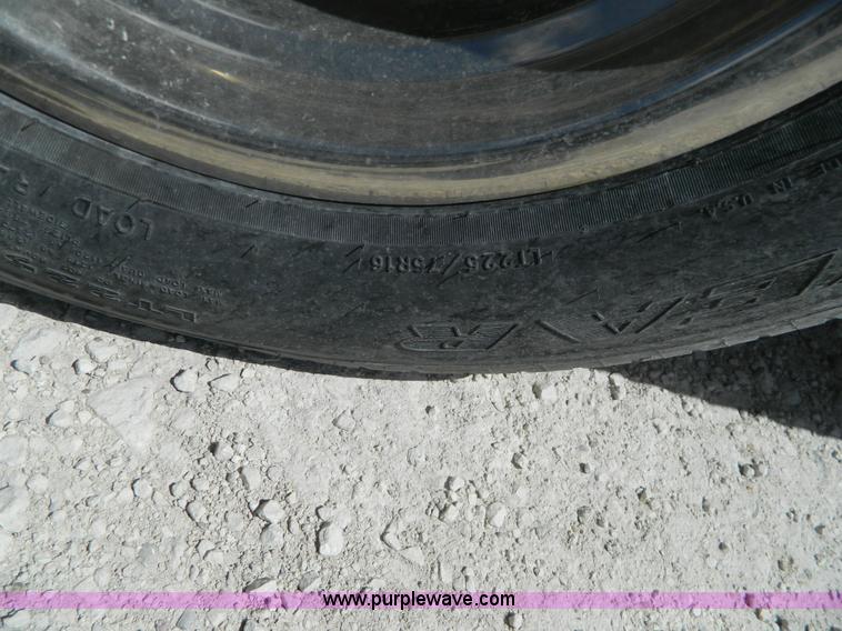 image for item F1270 2002 Ford 801 ambulance