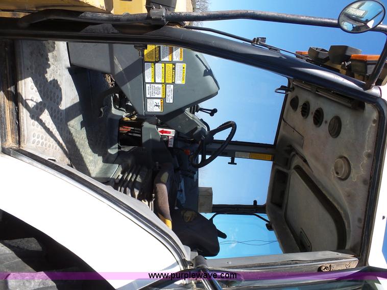 image for item G3741 1997 New Holland 7740 MFWD tractor