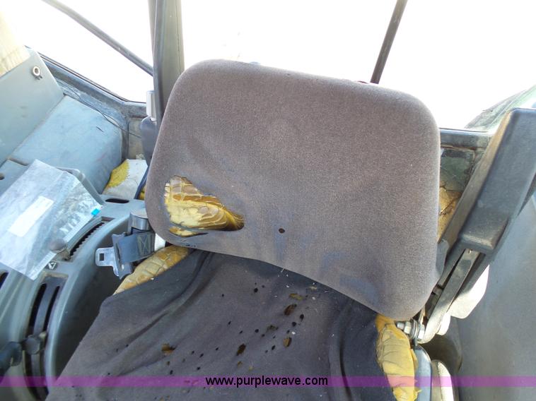 image for item G3741 1997 New Holland 7740 MFWD tractor