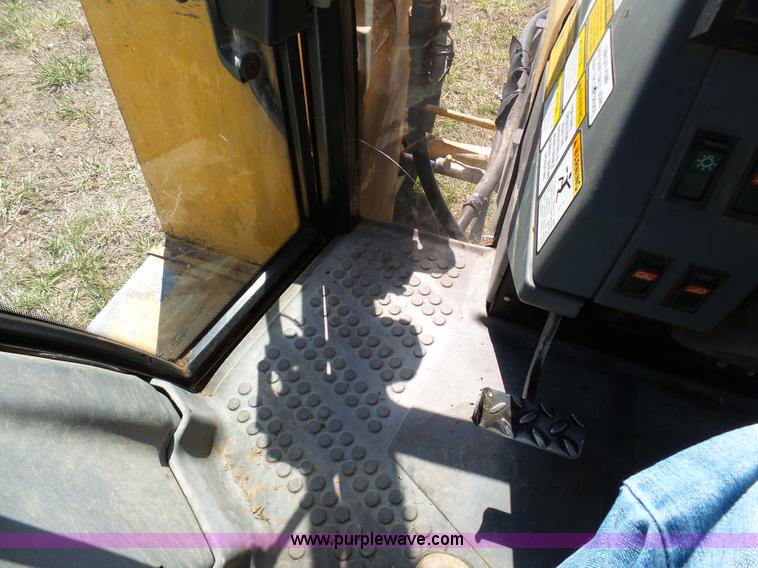 image for item G3741 1997 New Holland 7740 MFWD tractor