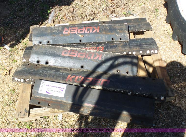 image for item G3742 Kuper rubber motor grader cutting edges