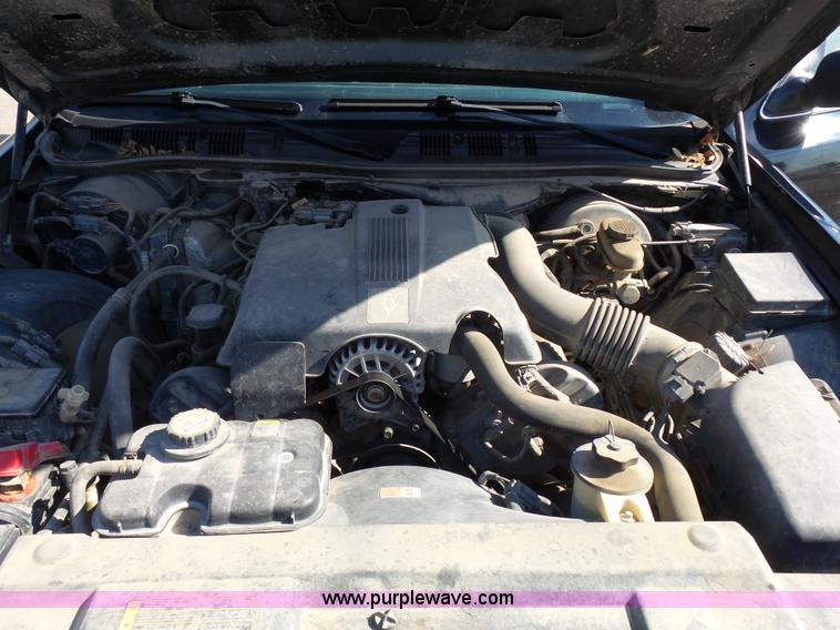 image for item J4147 2003 Ford Crown Victoria Police Interceptor