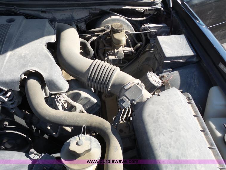 image for item J4147 2003 Ford Crown Victoria Police Interceptor