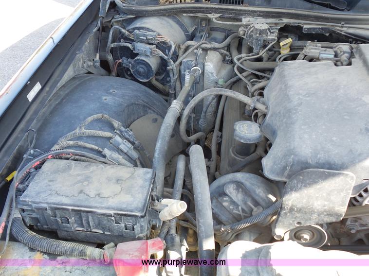 image for item J4147 2003 Ford Crown Victoria Police Interceptor