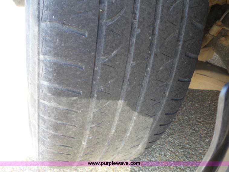 image for item J4147 2003 Ford Crown Victoria Police Interceptor