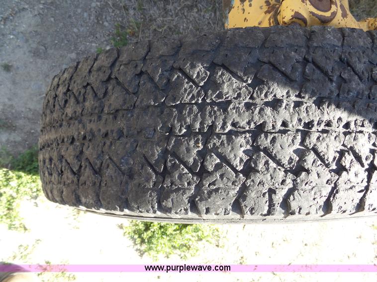 image for item J4148 Ford Tiger Special 6610 tractor