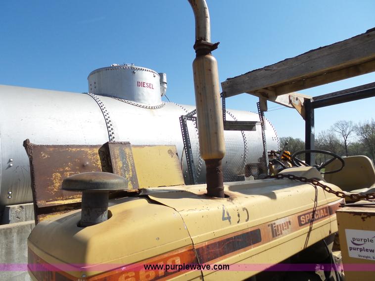 image for item J4148 Ford Tiger Special 6610 tractor